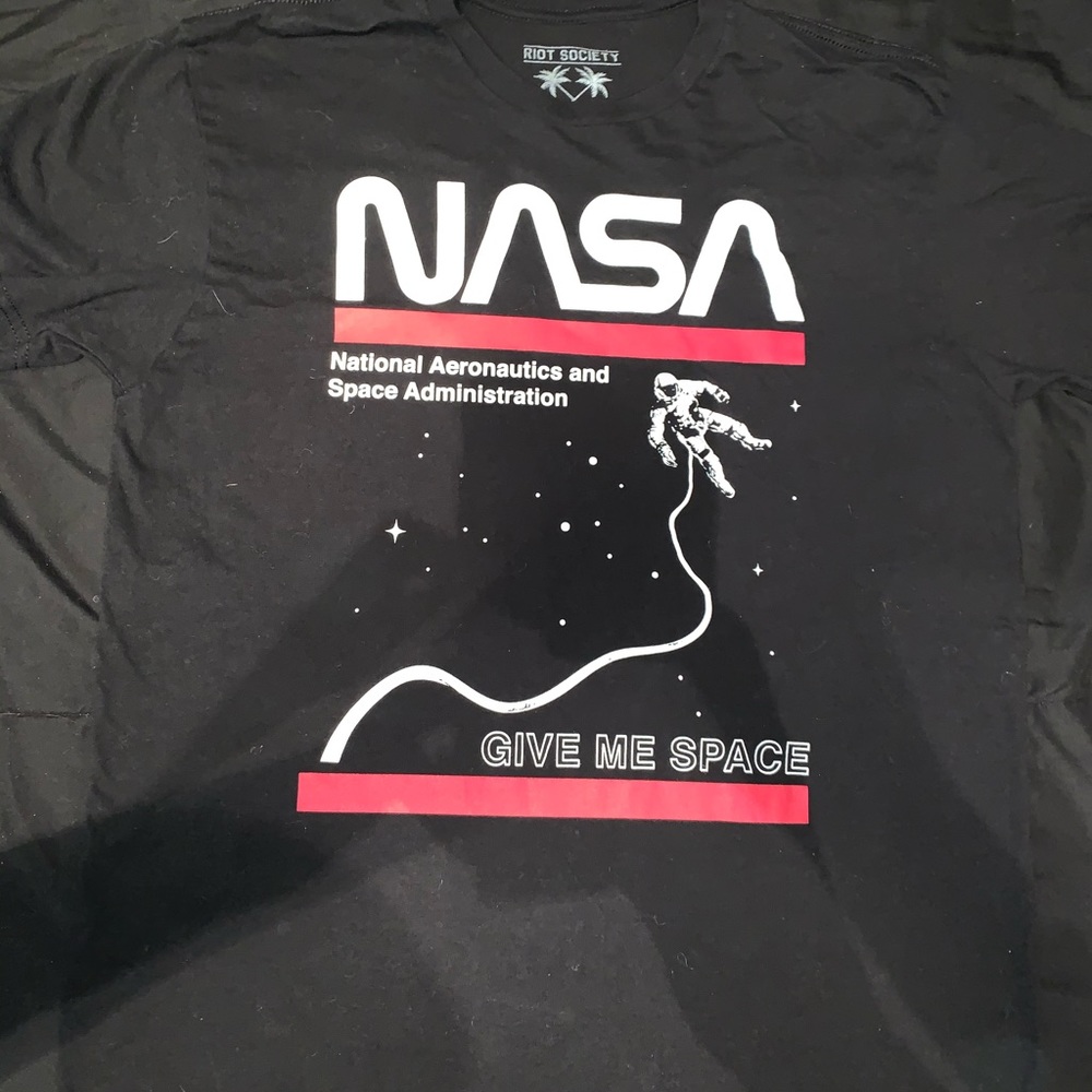 NASA tee shirt
